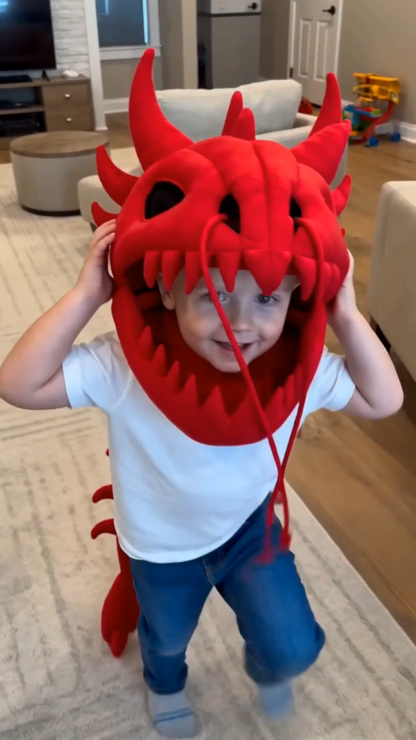 SpineFang™ Plush Dragon Skull Hood