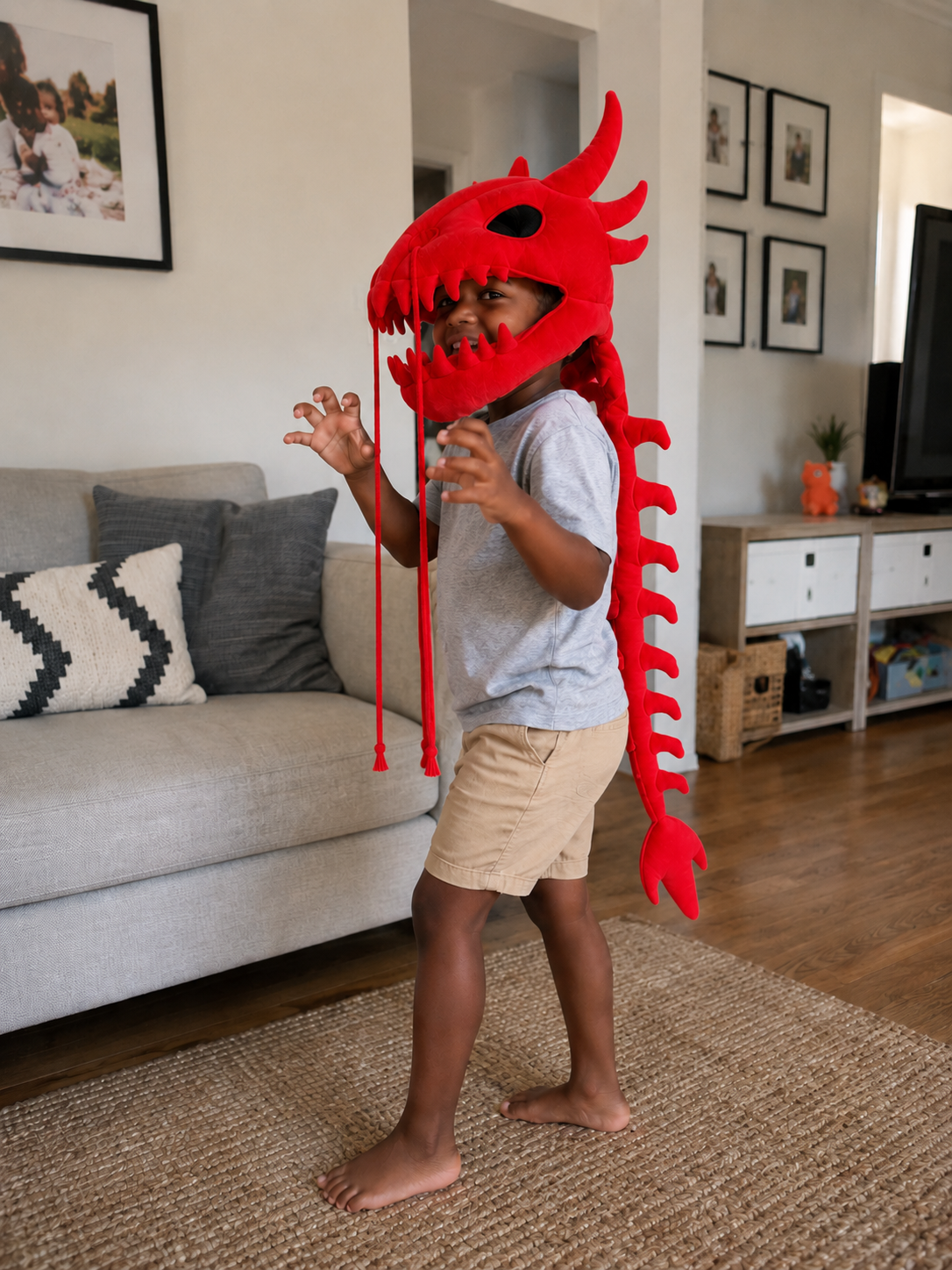 SpineFang™ Plush Dragon Skull Hood