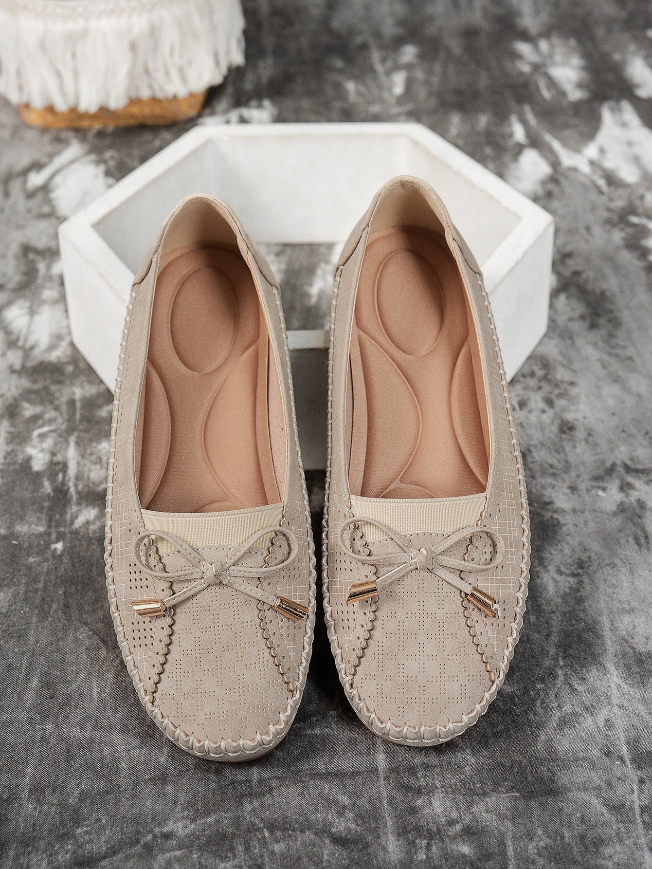Off-White women's bow flat loafers
