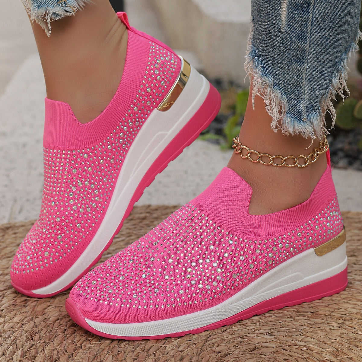 Light Luxury Shiny Slip-On Airy Casual Shoes