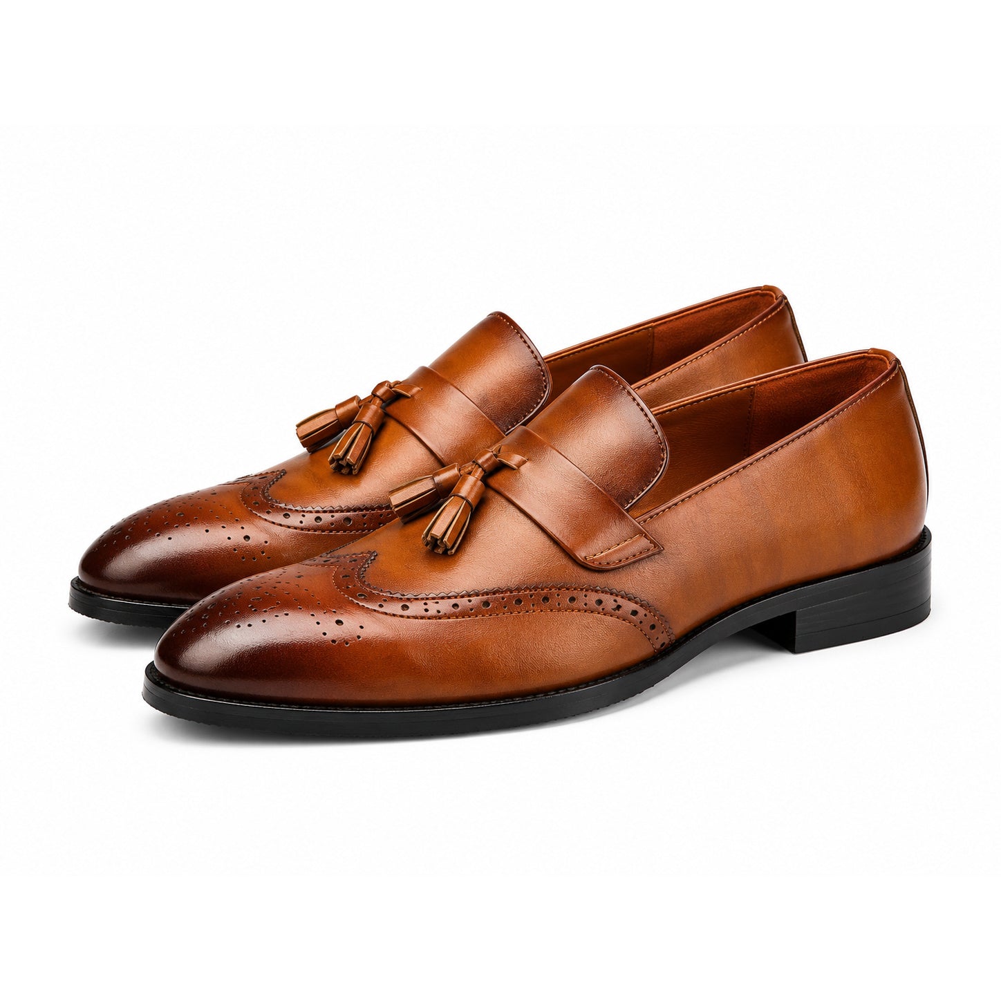Men's brogue tassel loafers – detail view